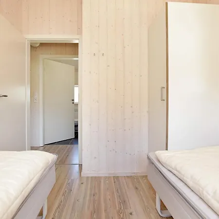 Vakantiehuis With Summer Terrace *