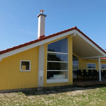 Feriehus With Summer Terrace *